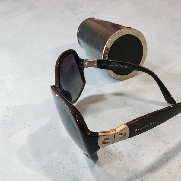 Bvlgari black sunglasses inc box