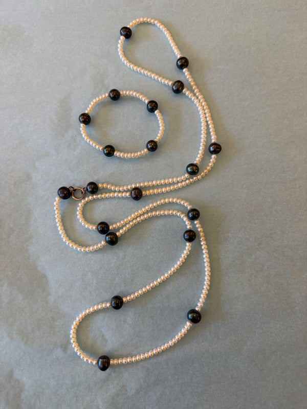 Double row bouton shaped pearl/grey pearl necklace & Bracelet