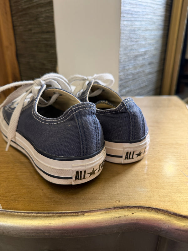 Converse navy trainers size 4