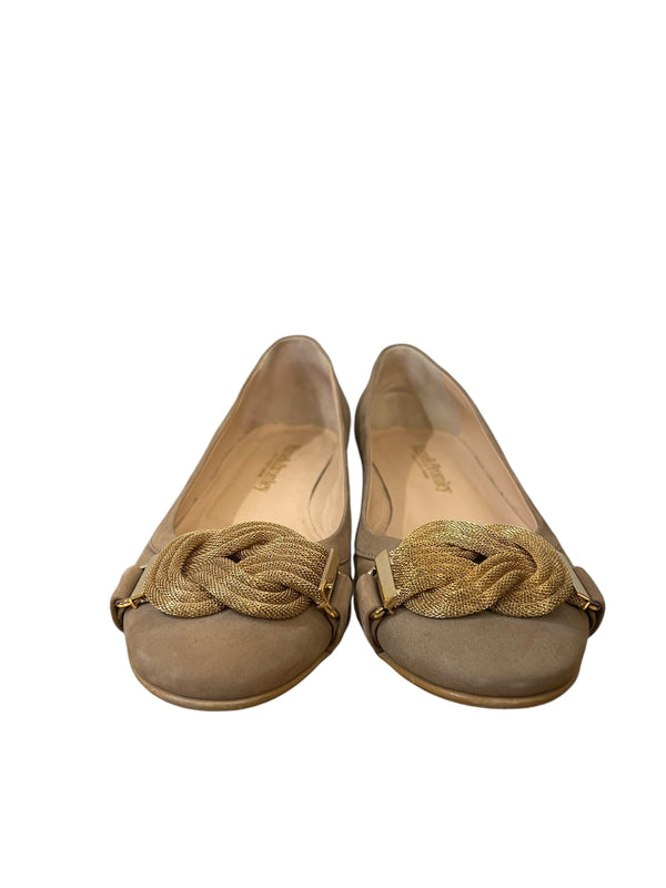 Russell and Bromley beige pumps 7/40
